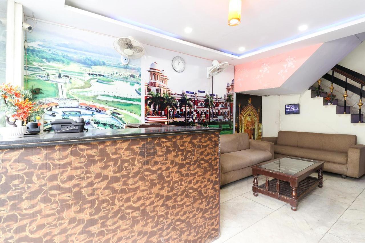 Oyo 40431 Hotel Amar Prem Lucknow Ngoại thất bức ảnh